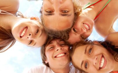 Vacances d’été : mon ado veut partir seul avec ses amis