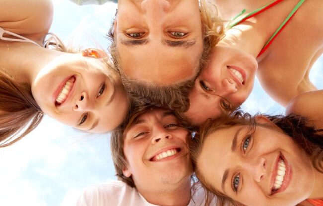 Mon ado veut partir seul avec ses amis ABC Cours particuliers