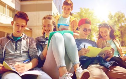 Soutien scolaire : que penser des stages d’été ?