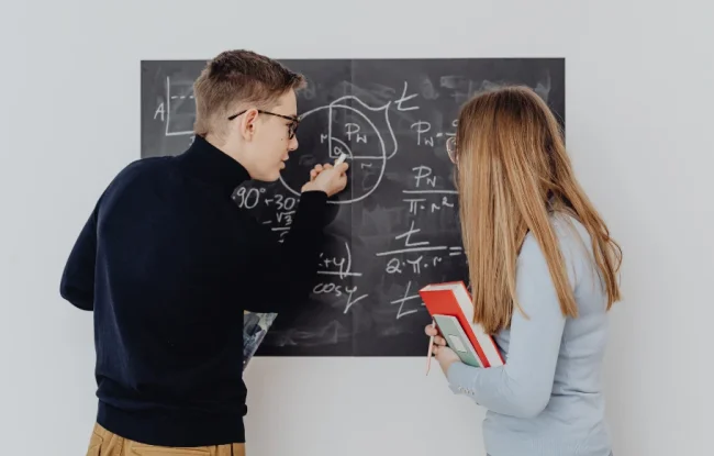 Niveau-eleve-maths-sciences-timss-2023