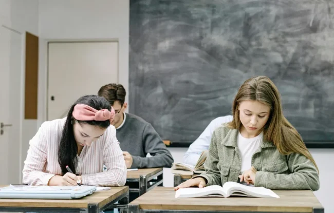 Epreuve-anticipee-bac-mathematiques-de-premiere