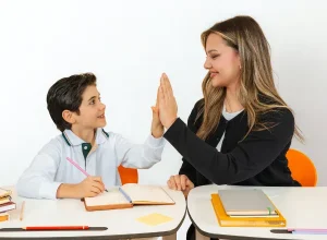 ABC Cours particuliers nos formules pour accompagner tous les types de besoin en soutien scolaire pour tous les âges