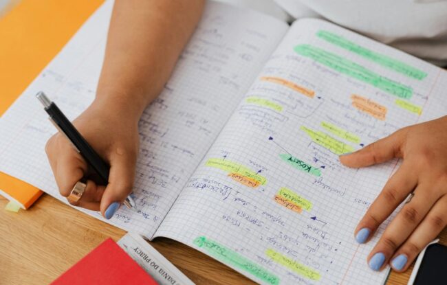 brevet et bac : réviser deux mois avant les examens